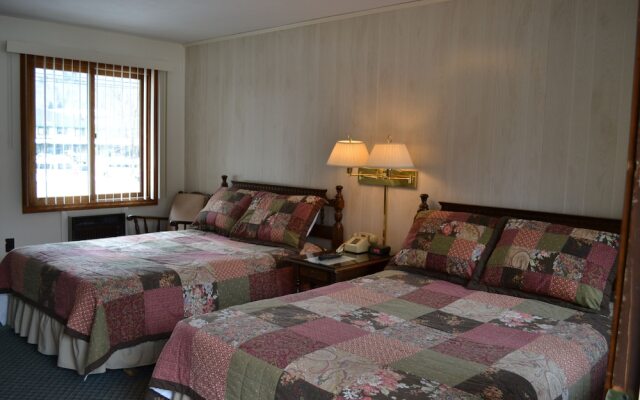 The Kancamagus Lodge