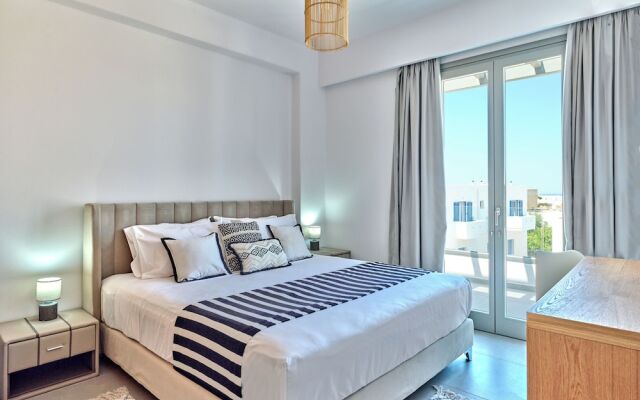 Paros Gem