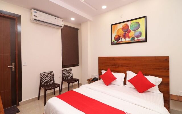 OYO 45940 Grand Imperial