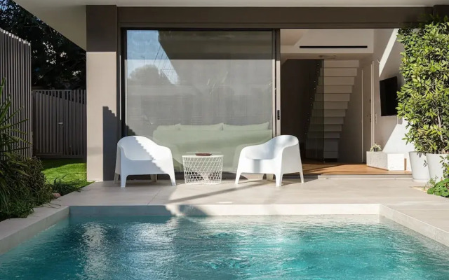 Athenian Riviera Prime Residence