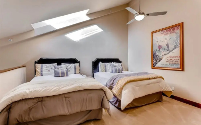 Luxury Ski In, Ski Out 1 Bedroom Condo in Lionshead Village
