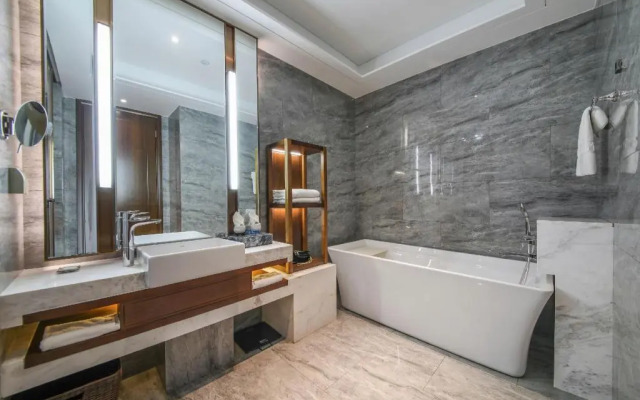 Rezen Heyi Hotel Yizhang