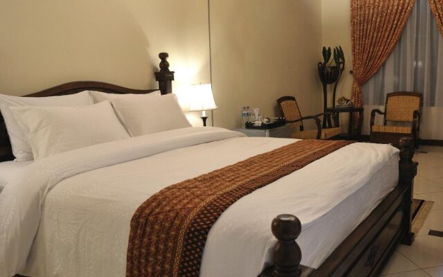 Joglo Plawang Villa & Resort