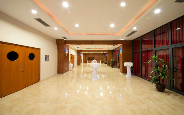 Limak Limra Hotel & Resort