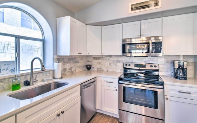 Private Patio, Gas Grill: Stylish Phoenix Home!
