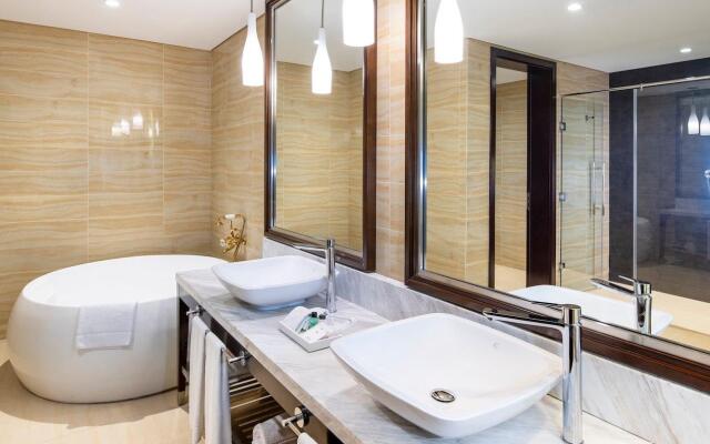 Four Points by Sheraton Sharjah Hotel