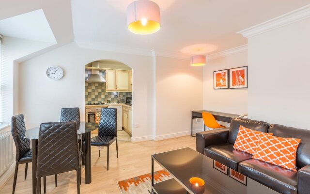 Stanshawe Court by House of Fisher