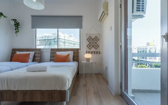 Citrus 3-BR Apt. & Balcony in Larnaca