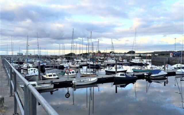 Luxury Apartment Near the Beach in Nairn, Scotland