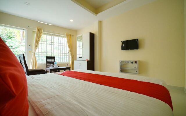 OYO 22426 Manha Residency