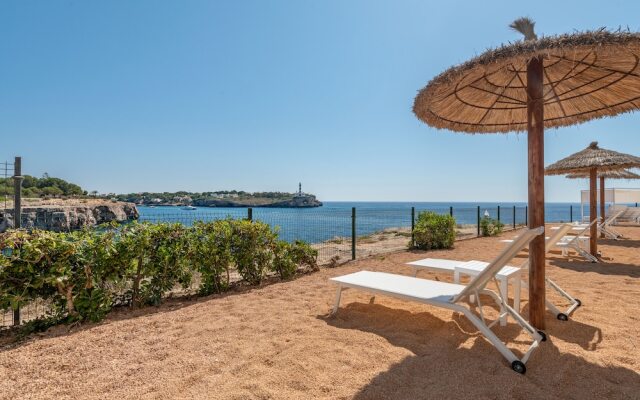 Orange Colom Seaside Apartments