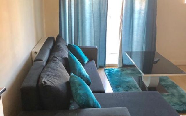2 Bedroom Apartment at Dagenham , Adonai Serviced Accommodation, Free WiFi and Parking