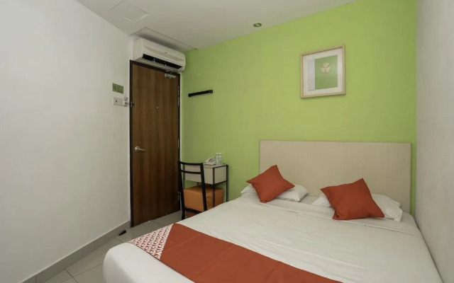 Oyo 903 Happy 92 Hotel