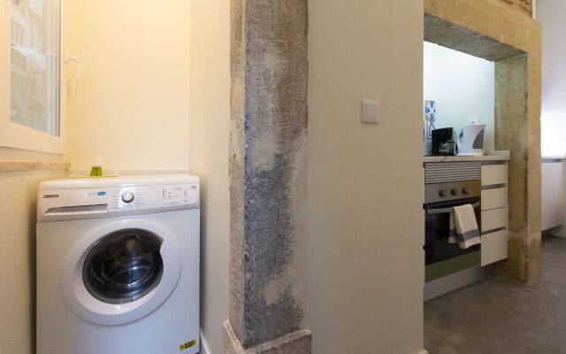 Downtown Prestige by Homing