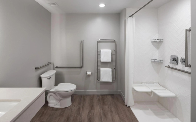 TownePlace Suites by Marriott West Kelowna