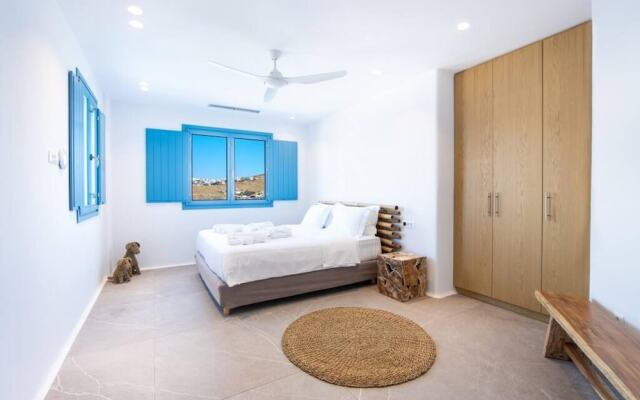 Villa Myko With Heated Pool in Ornos