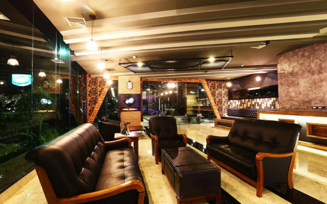 TR Rock Hill Hotel