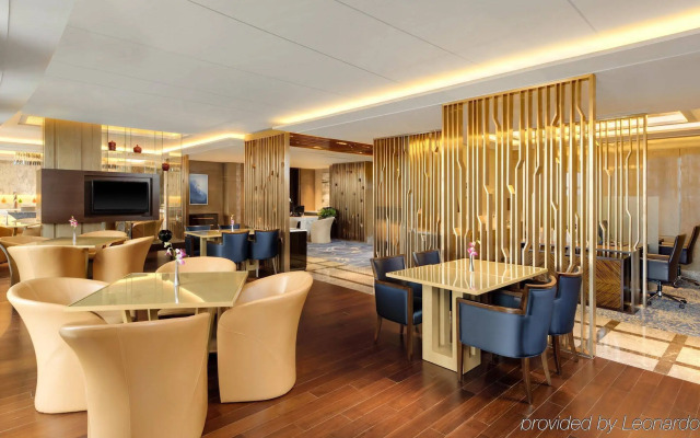 Sheraton Changchun Jingyuetan Hotel