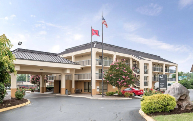 Quality Inn Merchants Drive