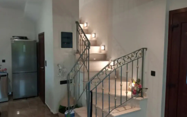 Effie's Maisonette With Detached Studio