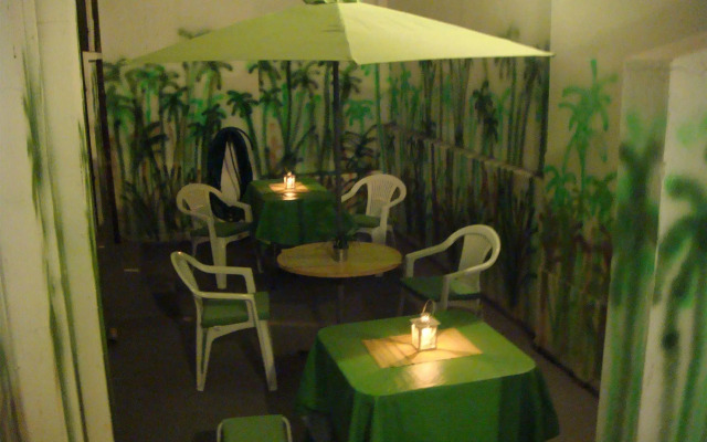 Travellers Place Hostel