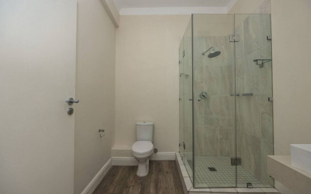 Cape Legacy - Chic and Spacious Studio Suite