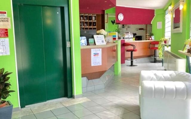 Green Hotel