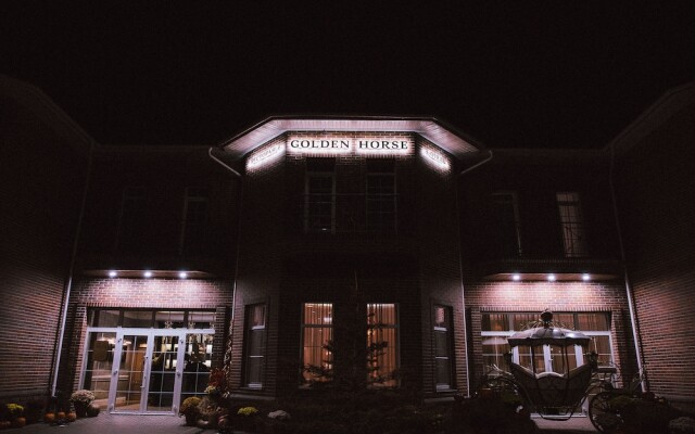 Golden Horse Hotel