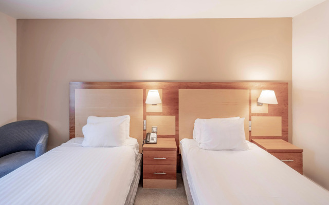 Holiday Inn Bristol Airport by IHG