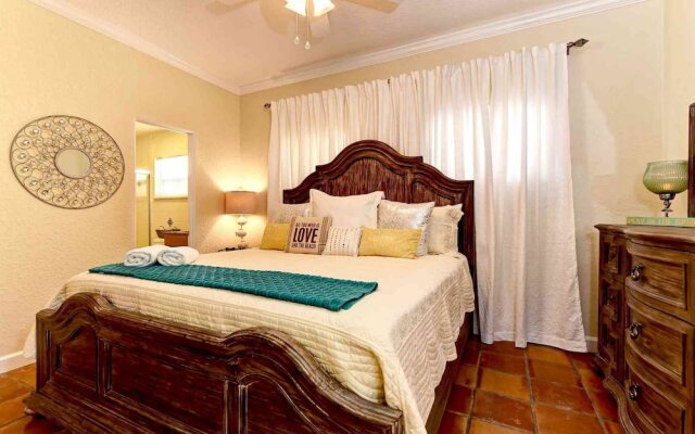 Sunset Point Apartment 4