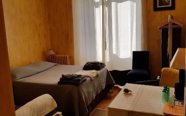 Hôtellerie Les Lilas