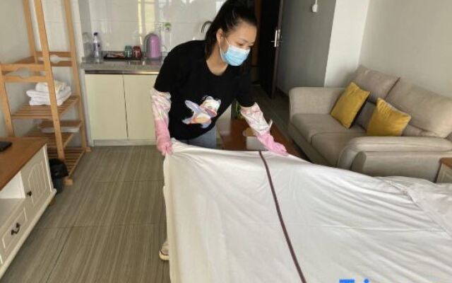 Youyu Internet Apartment (Silver Diamond Plaza)