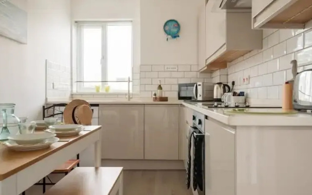 Quayside - Modern Apartment