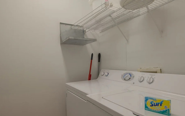 Legacy I 1305 Penthouse