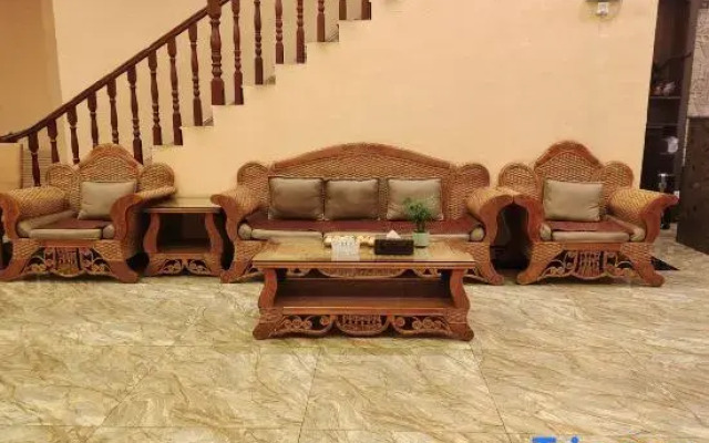 Yinhe Hotel