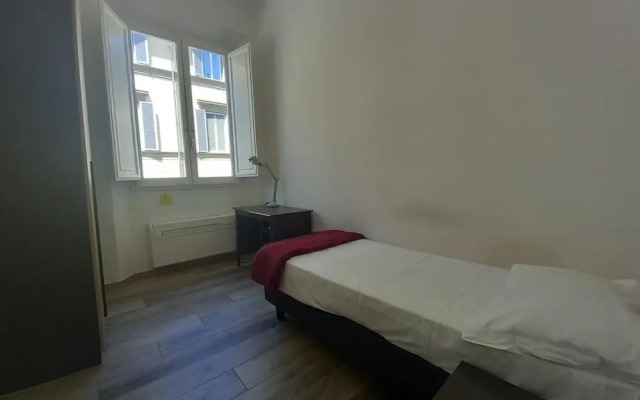 Cavour 46 Second in Firenze