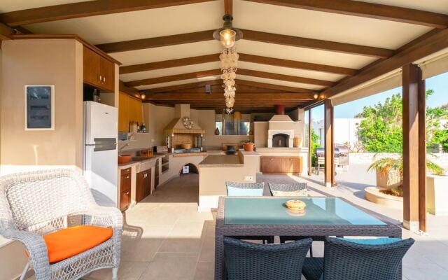 Muses Beach Villas - Erato