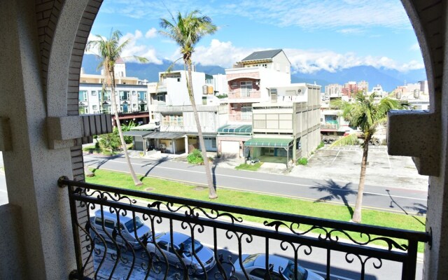 Touching of Happiness Homestay