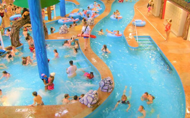Splash Universe Resort