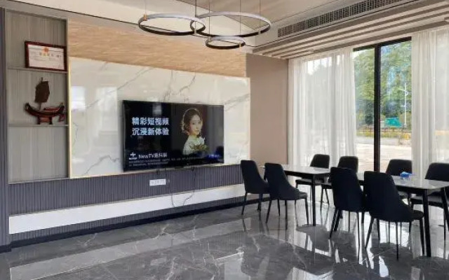 Xiangshan songlanyujiale Inn