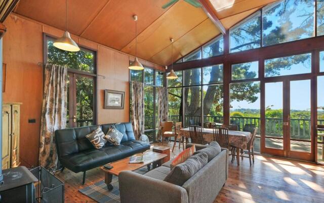 Sidneys Retreat
