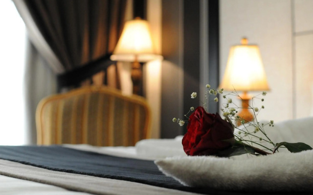 Zowar International Hotel