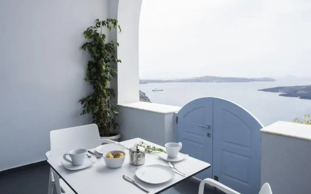 Kastro Suites
