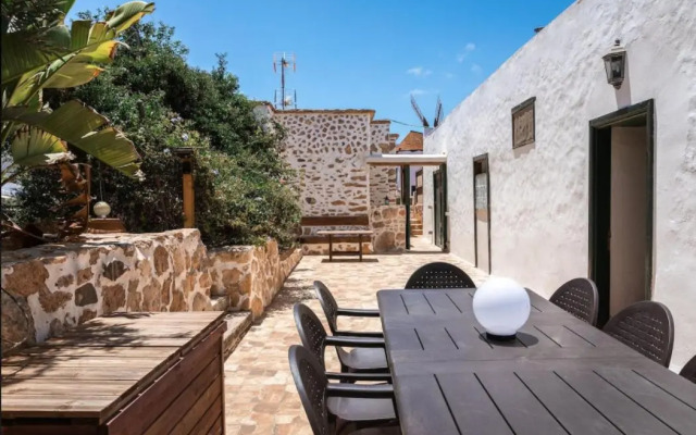 Villa Molino de La Corte