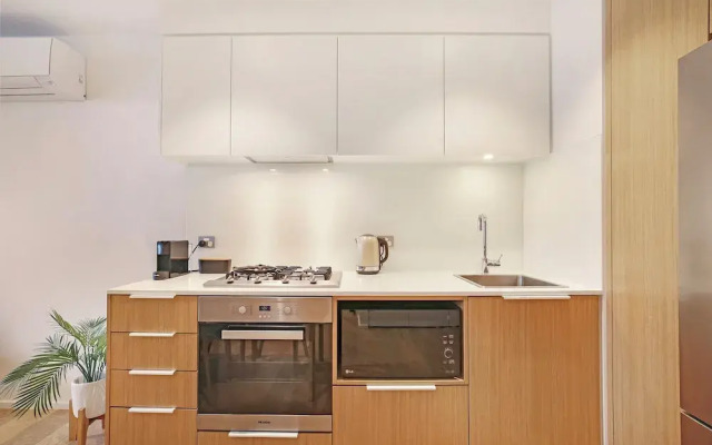 Astra Apartments - Docklands