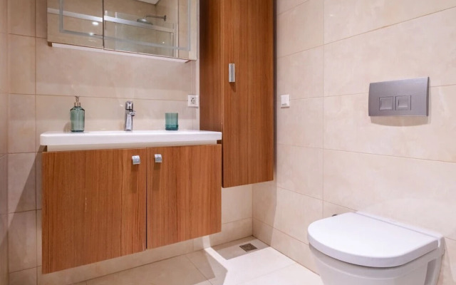 Modern Flat With Balcony Near Uniq Istanbul