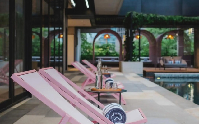Kloe Hotel