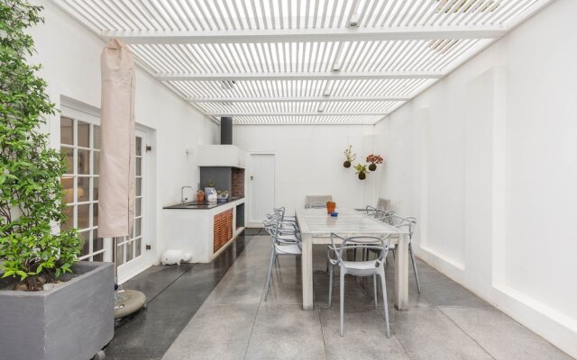 Sydney Green Point Villa