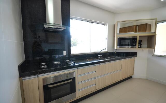 1034 - Apartamento para locação em Bombinhas