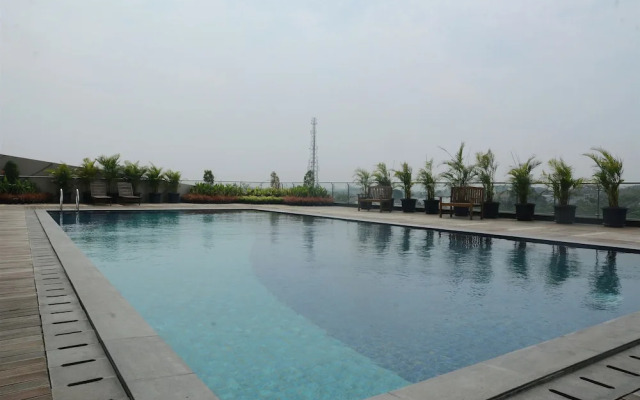 Spacious And Comfy 1Br Tree Park City Bsd Apartment